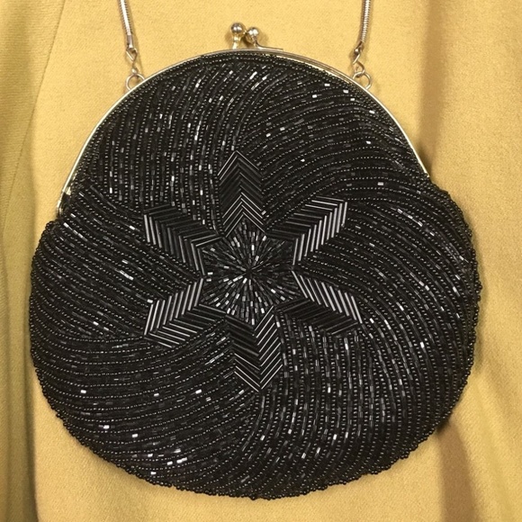 Vintage Purse Black beaded gold clasp snake chain - Picture 2 of 6